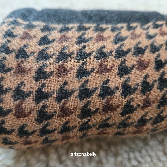 NWT BILLYBELT 100% Wool Houndstooth Scarf Lightweight French France - Picture 4 of 9